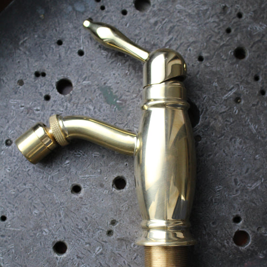 BT97B Classic deck mounted bidet mixer brass tap