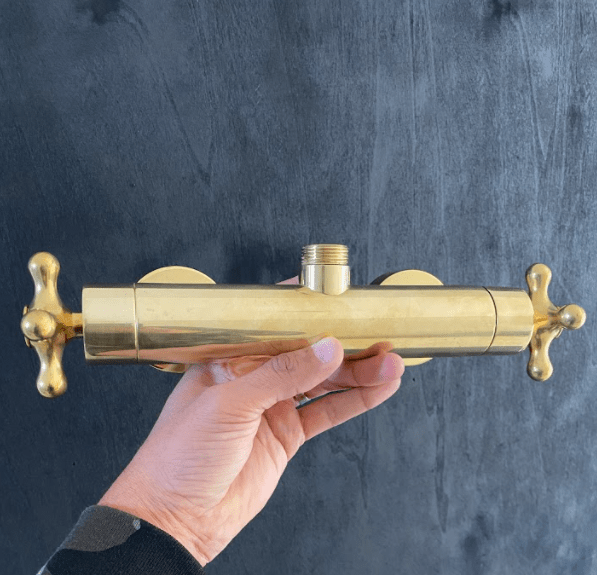 New solid brass diverter with handle