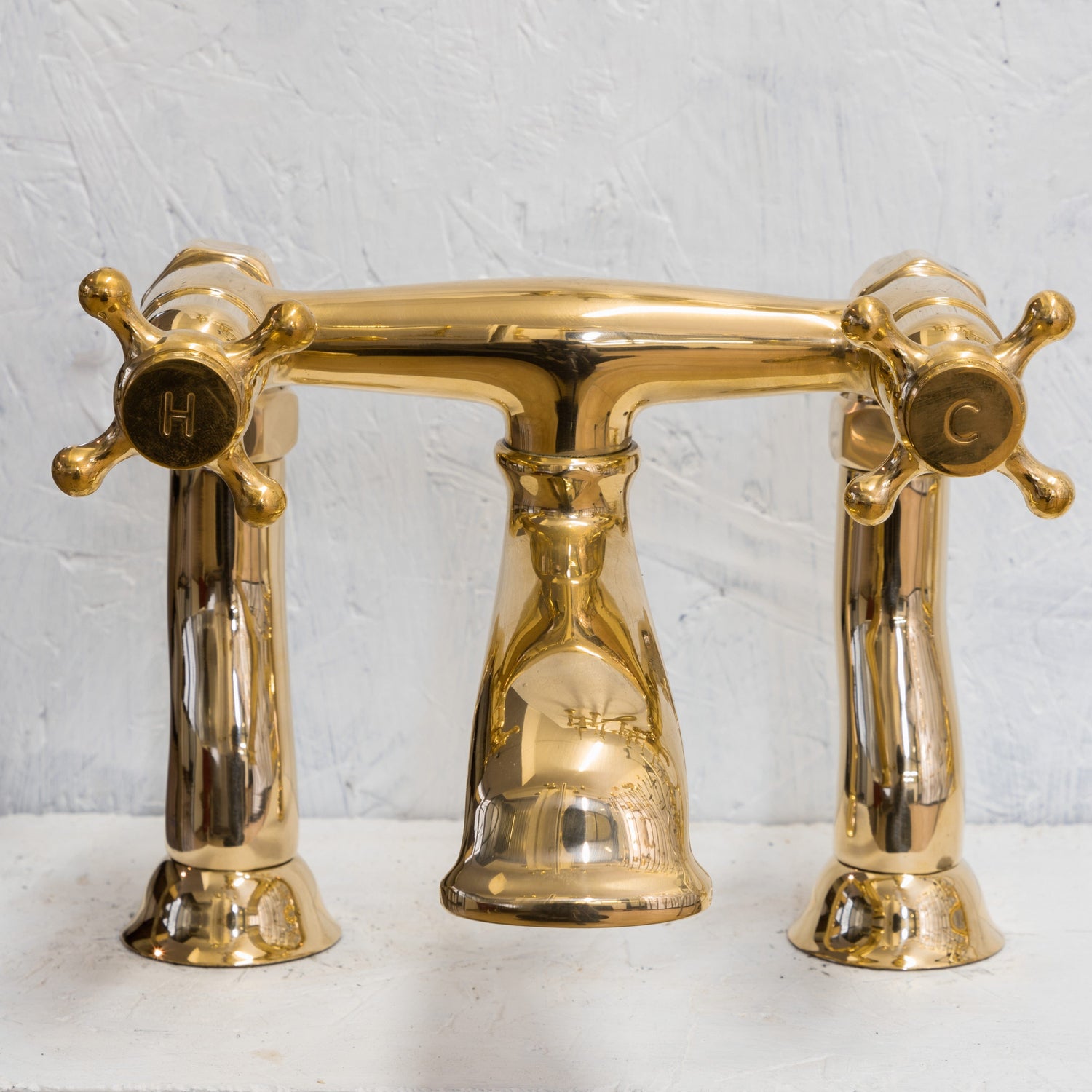Francone BT25D traditional unlacquered brass deck-mounted bath filler tap, handcrafted in Italy.