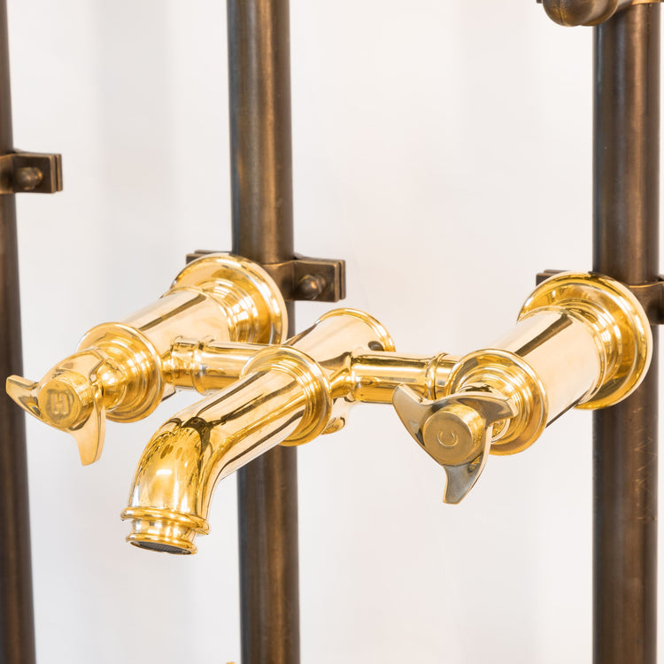 Traditional Francone BT25Z wall-mounted bath filler tap and faucet in unlacquered brass.