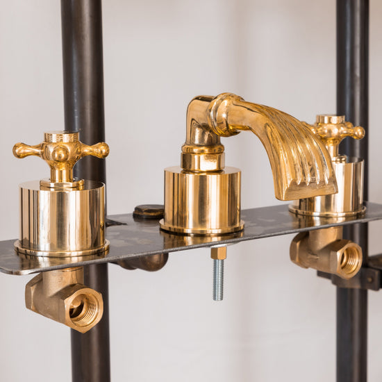 Francone BT50M three-hole deck-mounted bath tap and faucet, crafted in unlacquered solid brass.