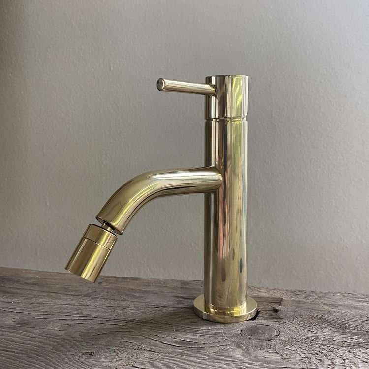 Francone BT64B bidet mixer tap in solid brass, a deck-mounted bathroom faucet with a swivel nozzle.