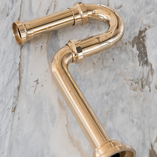 Traditional Francone BTA9 P-trap bathroom waste in unlacquered brass, made in Italy.