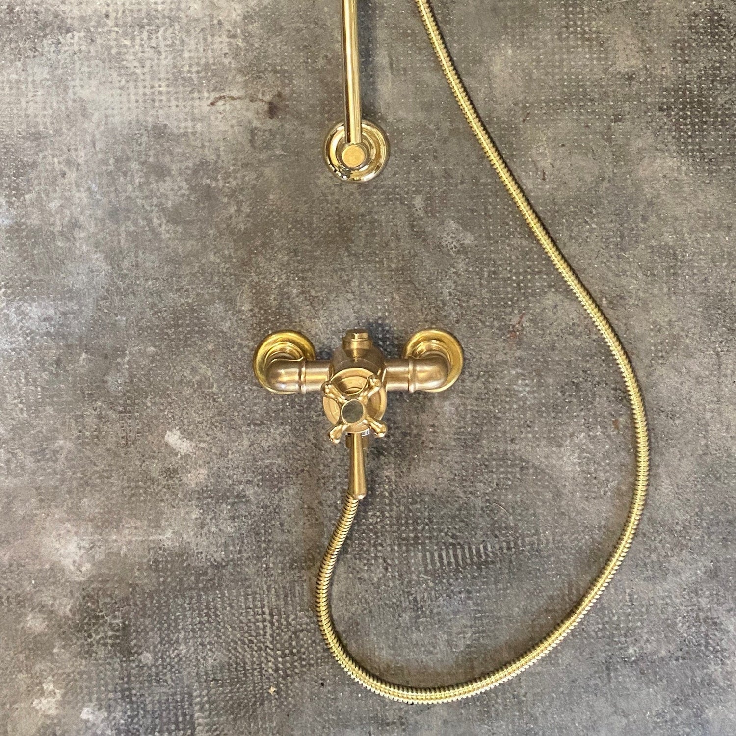 Traditional Francone BTS51 solid brass thermostatic shower valve, handcrafted in Italy.