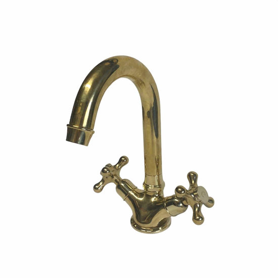 BT51 Classic deck mounted tap with curve short spout