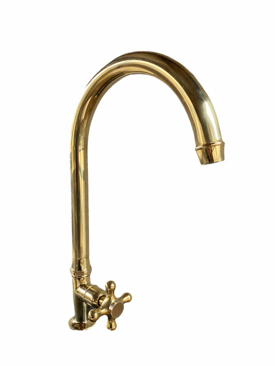 BT5 Single tap cold water for kitchen in solid brass