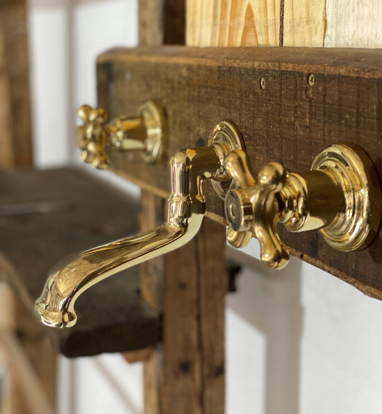 BT78 Wall mounted bath filler