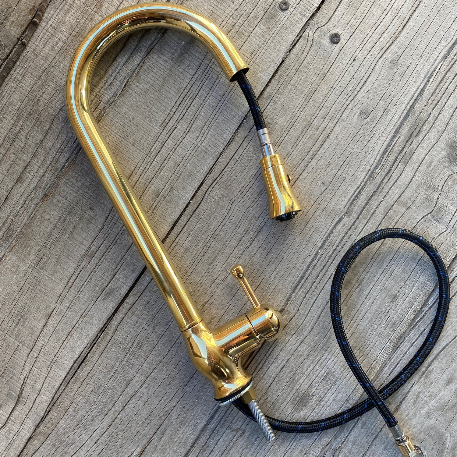 The Francone BT79 classic style solid brass kitchen faucet with a convenient pull-out spray hose.